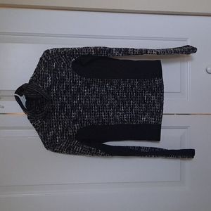 Nike Hyperwarm turtleneck top